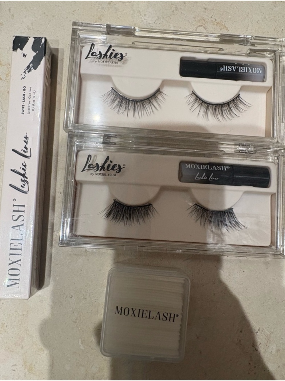 New NIB Moxie Lash Black baby lovely lashies Eyelashes with Lash Glue - strips